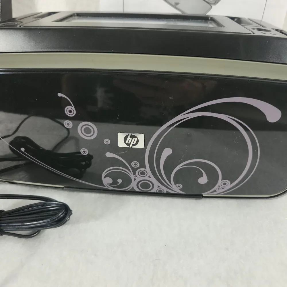 HP Photosmart A646 Digital Bluetooth Photo Inkjet Printer With Bag & Photo Paper